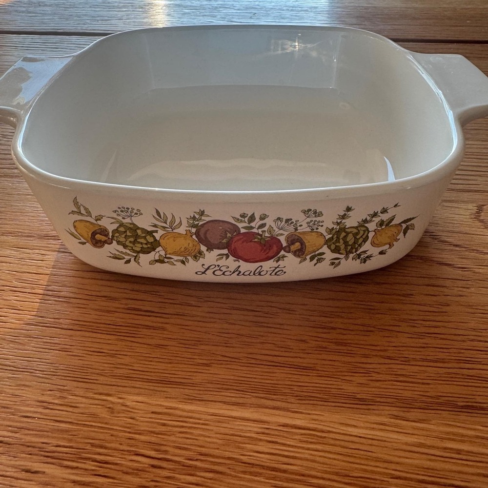 Corning Ware Spice of Life L'Echalote Casserole Dish A-1-B Square White 1 Quart